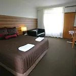 Red Cedars Motel