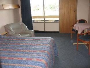 Motel Red Cedars Canberra