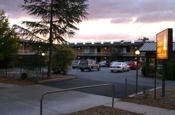 Red Cedars 3* Canberra
