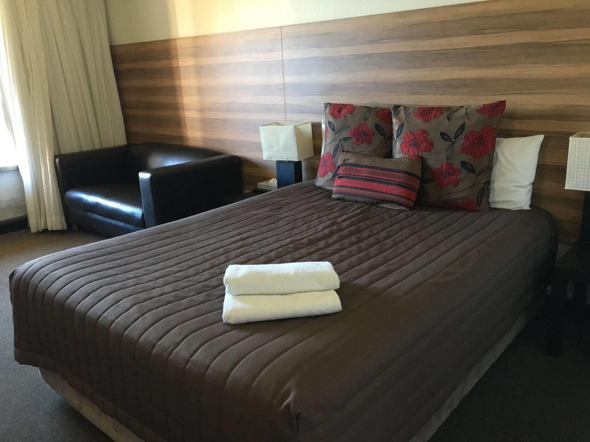 Red Cedars Motel 3*